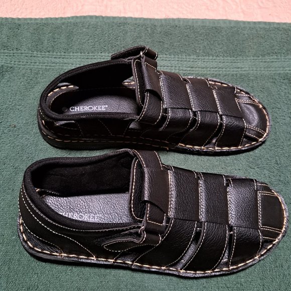 Men  Black Leather Sandals - Picture 2 of 3